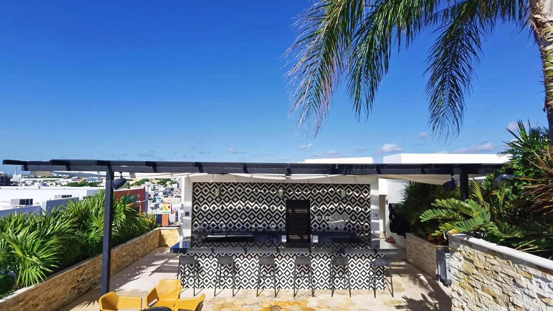 Pensión The City Condos By Menesse Playa del Carmen
