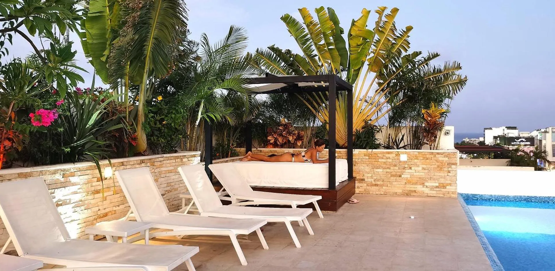 The City Condos By Menesse Playa del Carmen