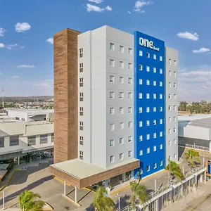 One Guadalajara Periferico Norte Hotel